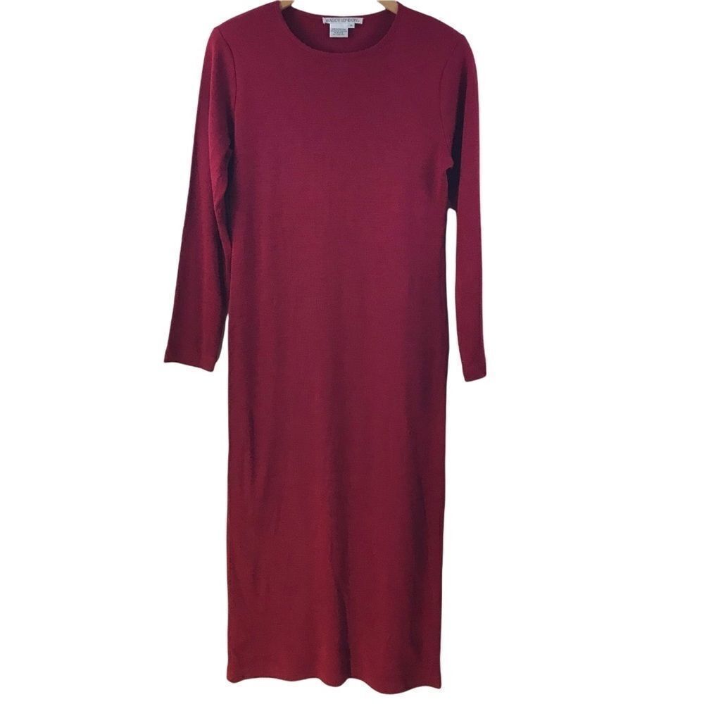 Maggie London dark red maxi sweater dress. Size M.
